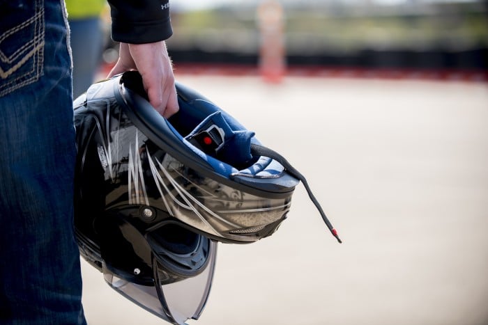 Air Vents of Snowboarding Helmets vs Motorcycle Helmets