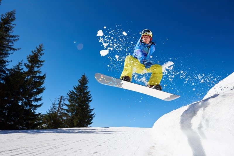 Why Do Snowboarders Pump Their Arms? Logical Explanation